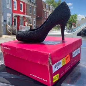 High Heels (Will Ship)